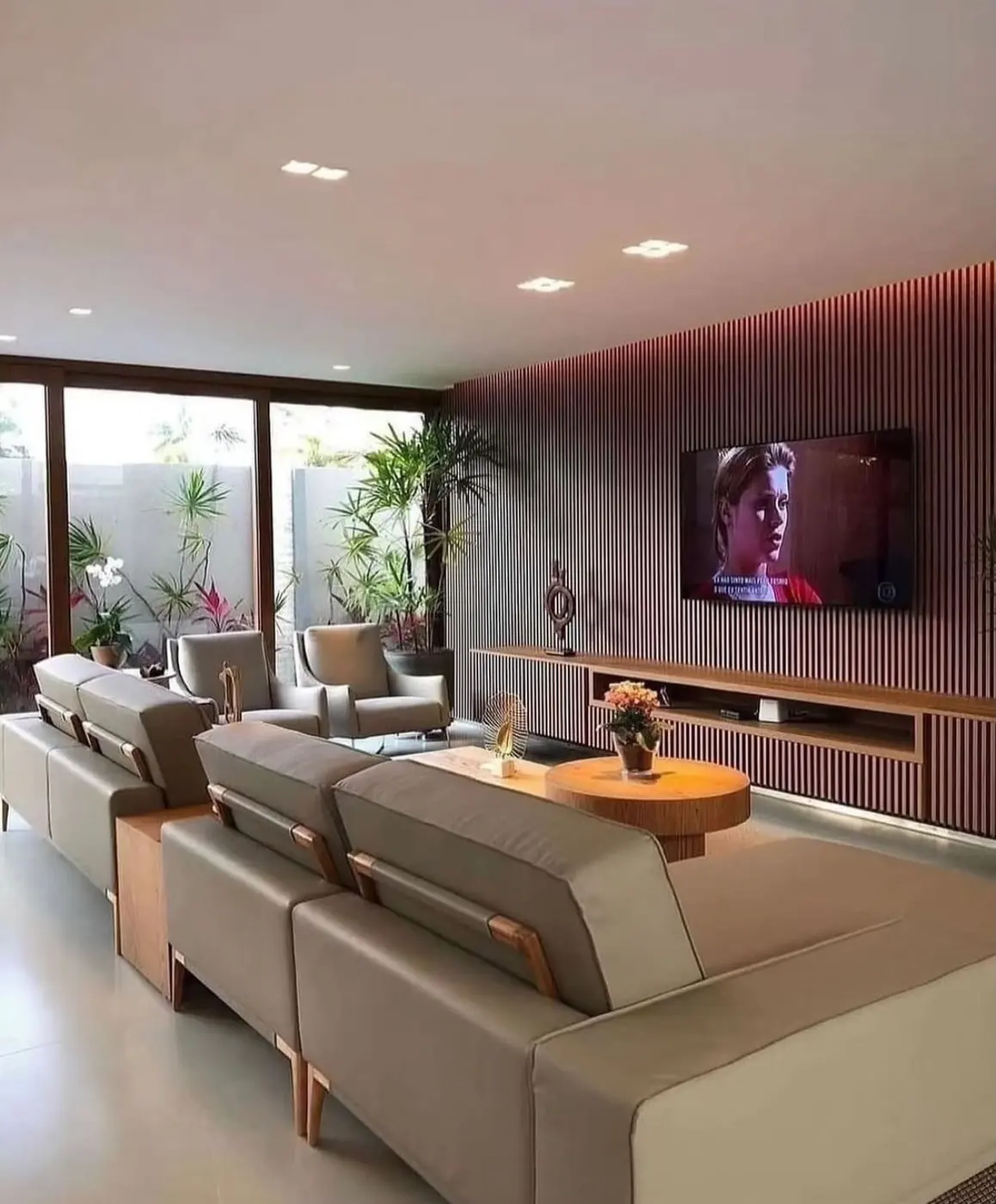 Living &amp; Home Theater